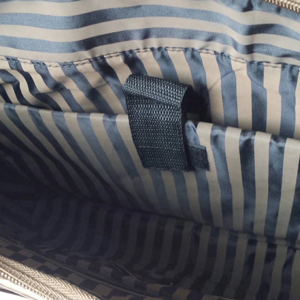 NWT Adrienne Vittadini laptop tote